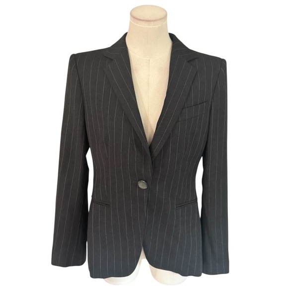 Giorgio Armani Charcoal Gray Black Pinstripe Blazer Sz 42 6 Italy Business Work - Picture 1 of 13